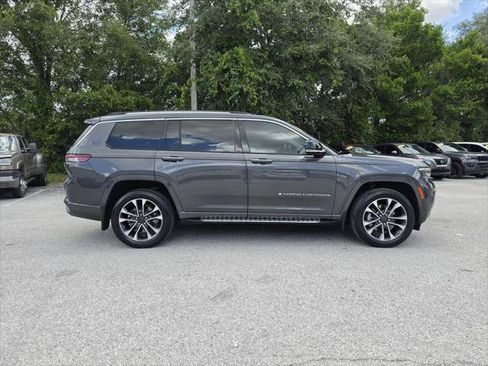 Certified 2021 Jeep Grand Cherokee L Overland AWD/4WD image 3