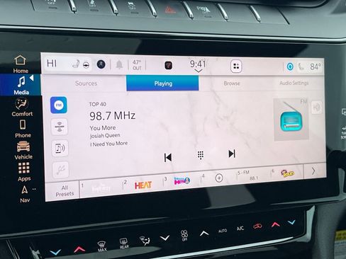 New 2026 Jeep Grand Cherokee Altitude image 16