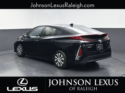 Used 2022 Toyota Prius Prime XLE FWD image 7