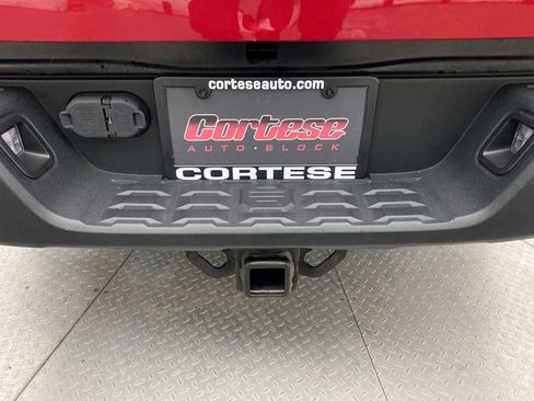 Used 2020 Toyota Tacoma TRD Sport w/ Technology Package AWD/4WD image 25