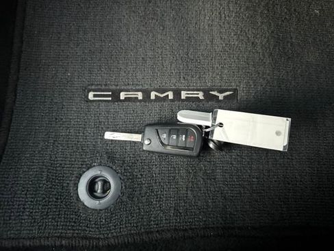 Used 2024 Toyota Camry LE image 28