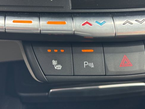 Used 2020 Cadillac XT4 Luxury image 30