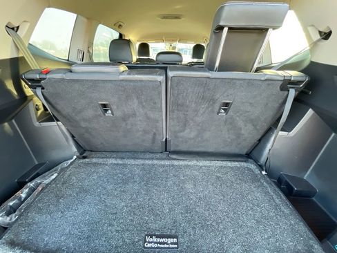 Used 2021 Volkswagen Atlas SE image 18