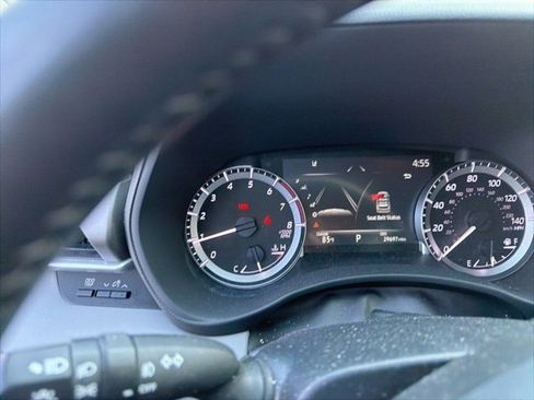 Used 2023 Toyota Highlander LE image 10