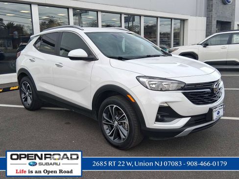 Used 2023 Buick Encore GX Select w/ Safety Package II image 1