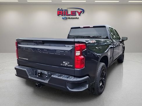 Used 2023 Chevrolet Silverado 1500 Custom AWD/4WD image 5
