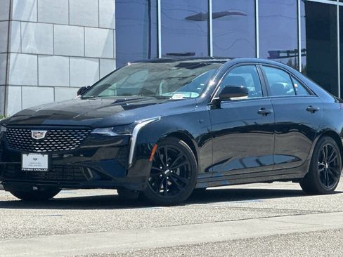 Used 2024 Cadillac CT4 Luxury RWD image 8
