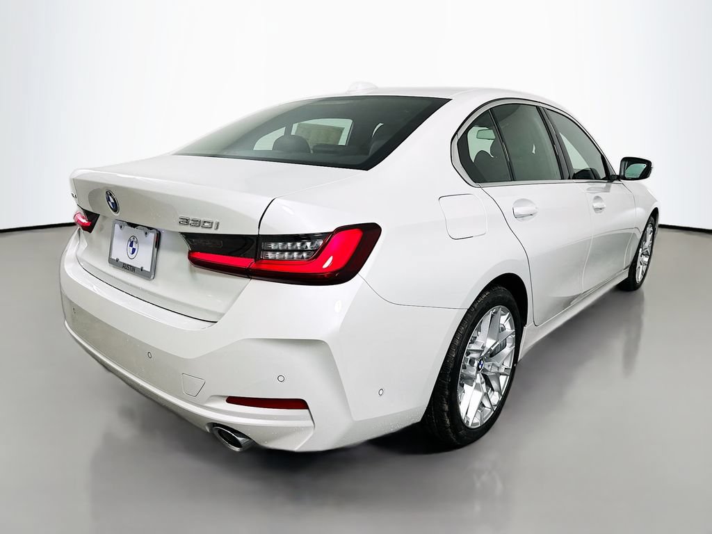 Used 2026 BMW 330i xDrive Sedan w/ Premium Package AWD/4WD image 5