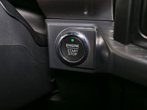 Used 2021 Ford F150 Lariat w/ Max Trailer Tow Package image 34