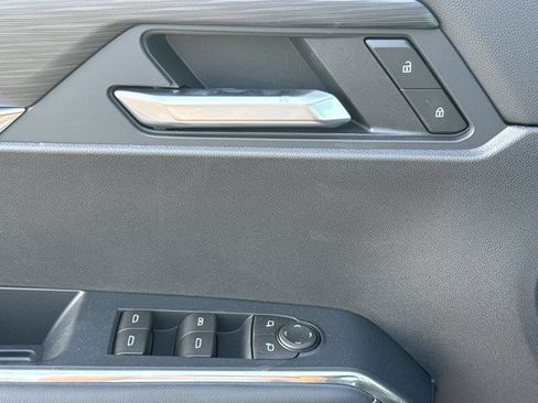 New 2026 GMC Acadia Elevation w/ Black Edition FWD image 19