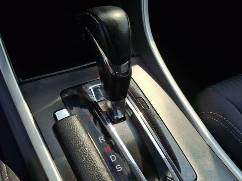 Used 2015 Honda Accord Sport image 15