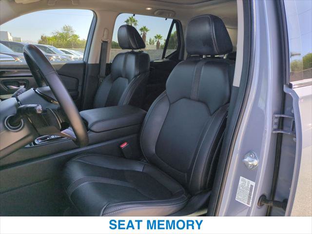Certified 2025 Honda Pilot Touring image 21