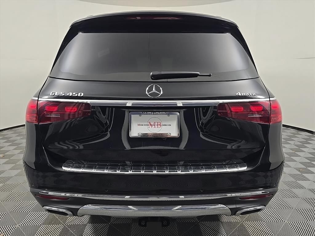Used 2025 Mercedes-Benz GLS 450 4MATIC image 6