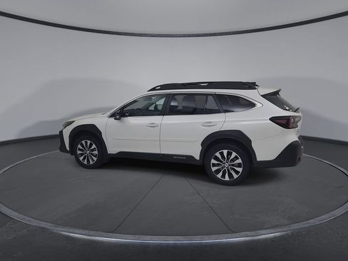 Used 2025 Subaru Outback Limited AWD/4WD image 9