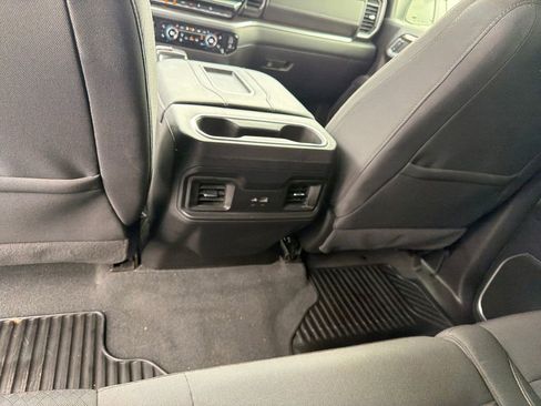 Used 2022 Chevrolet Silverado 1500 LT w/ Z71 Off-Road Package image 28