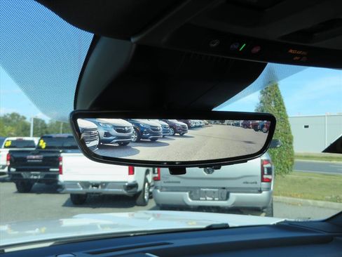 Used 2025 GMC Yukon Denali Ultimate image 27