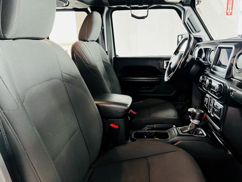 Used 2020 Jeep Gladiator Sport w/ Quick Order Package 24S image 25