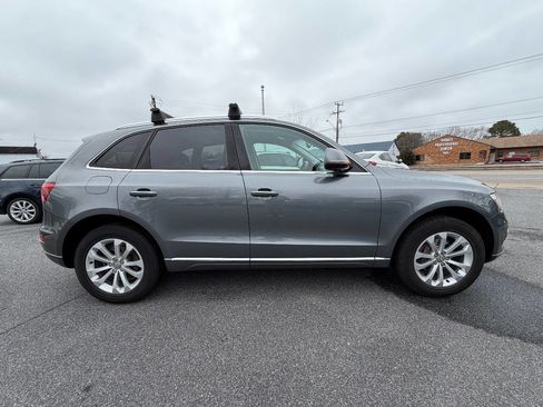Used 2015 Audi Q5 2.0T Premium Plus w/ Technology Package image 21
