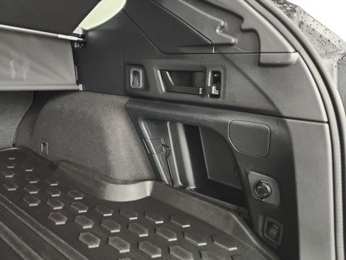 Certified 2025 Subaru Outback Onyx Edition image 37