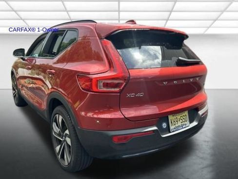 Used 2024 Volvo XC40 B5 Plus w/ Protection Package Premier AWD/4WD image 11
