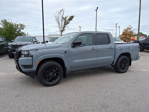 New 2026 Nissan Frontier SV image 8