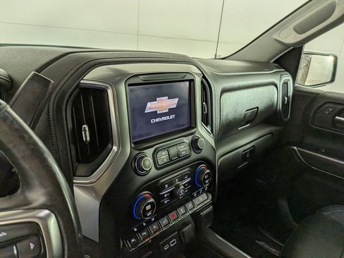 Used 2020 Chevrolet Silverado 1500 LTZ image 23