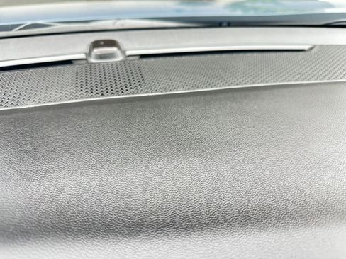 Used 2025 Chevrolet Equinox LT image 18