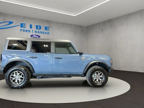 Used 2023 Ford Bronco Badlands AWD/4WD image 11