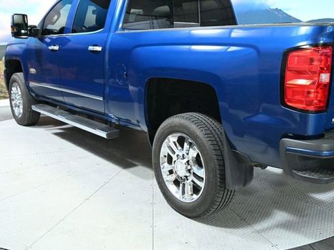 Used 2019 Chevrolet Silverado 2500 High Country w/ Duramax Plus Package image 7