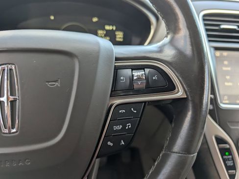 Used 2020 Lincoln Nautilus Reserve w/ Equipment Group 202A image 29