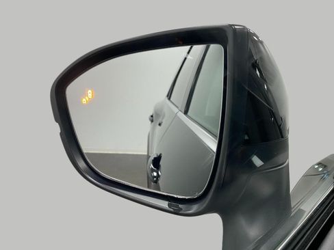 Certified 2024 Nissan Pathfinder SV AWD/4WD image 47