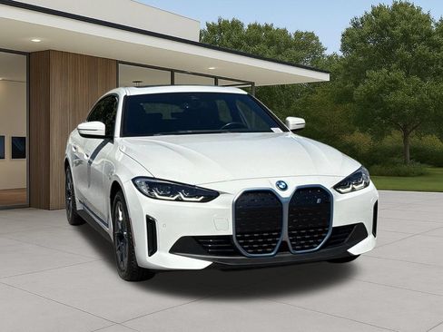 Certified 2023 BMW i4 eDrive40 w/ Premium Package RWD image 5