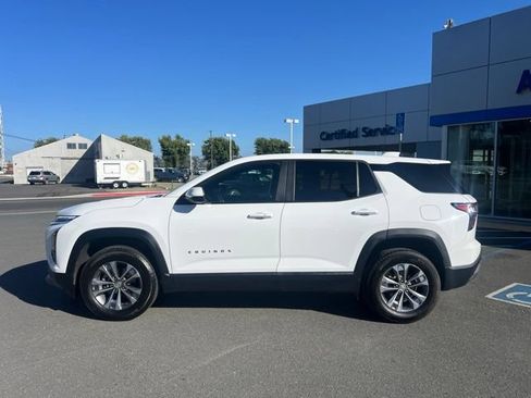 Used 2025 Chevrolet Equinox LT AWD/4WD image 10