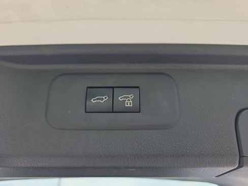 Used 2024 Toyota Grand Highlander AWD image 37