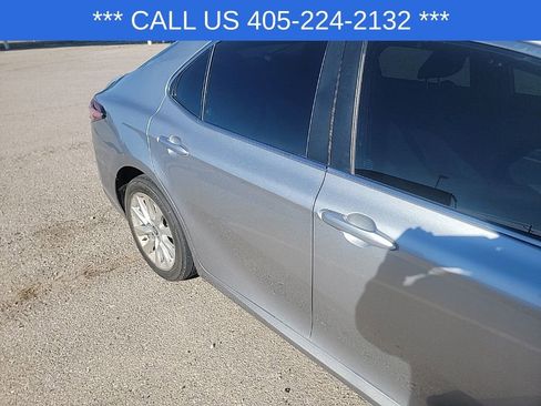 Used 2020 Toyota Camry LE image 17