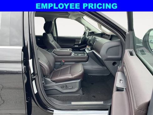 New 2026 Ford Expedition Max Platinum w/ Platinum Ultimate Package AWD/4WD image 15