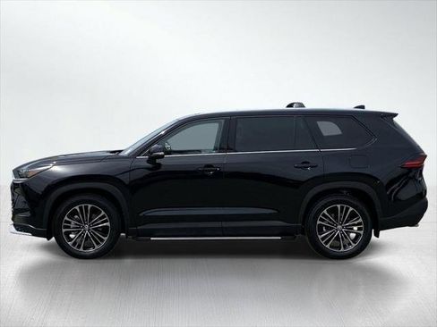 Certified 2026 Toyota Grand Highlander AWD Hybrid image 2