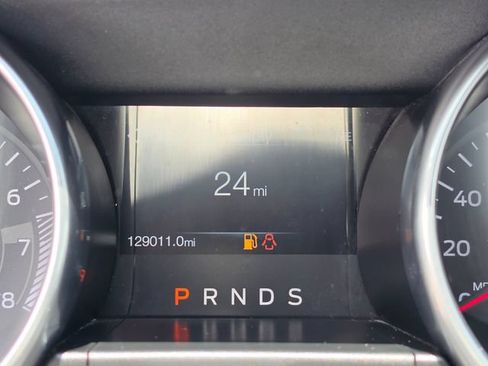 Used 2020 Ford Mustang Premium RWD image 32