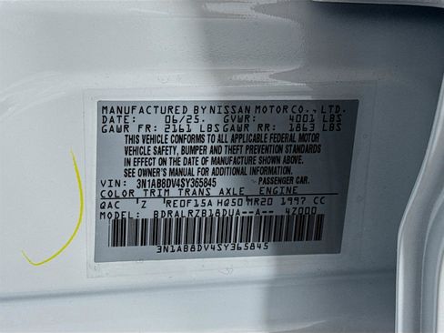 New 2025 Nissan Sentra SR image 30