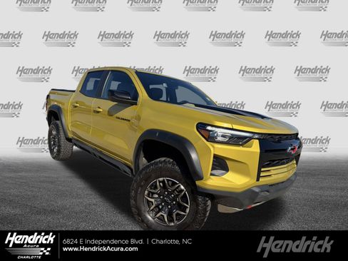 Used 2023 Chevrolet Colorado ZR2 w/ ZR2 Convenience Package III image 1