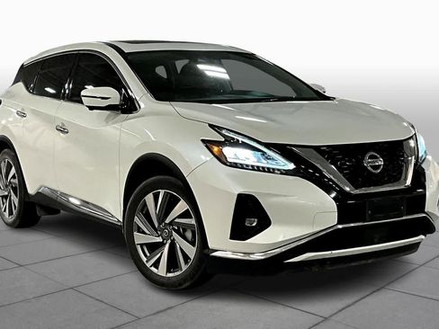Used 2021 Nissan Murano SL w/ SL Moonroof Package image 2