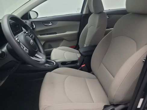 Used 2021 Kia Forte LXS FWD image 17