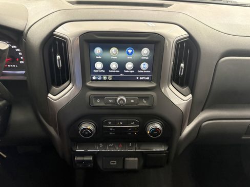 Used 2019 Chevrolet Silverado 1500 Custom Trail Boss w/ Custom Convenience Package AWD/4WD image 13
