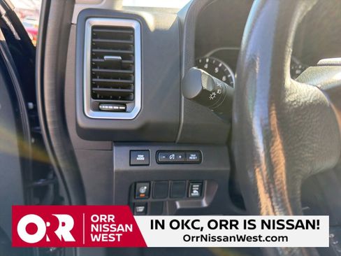 Used 2024 Nissan Frontier SV w/ SV Convenience Package image 27