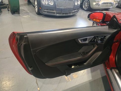 Used 2015 Jaguar F-TYPE Convertible RWD image 11