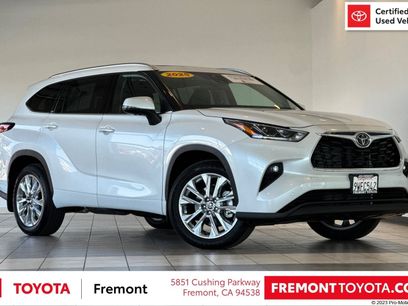 Certified 2025 Toyota Highlander Limited