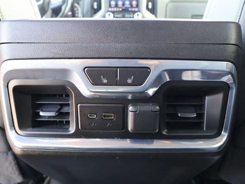 Used 2022 GMC Sierra 2500 Denali w/ Denali Ultimate Package AWD/4WD image 32