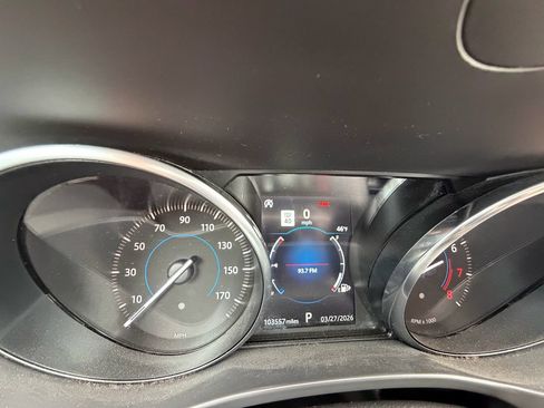 Used 2019 Jaguar F-PACE S AWD/4WD image 33