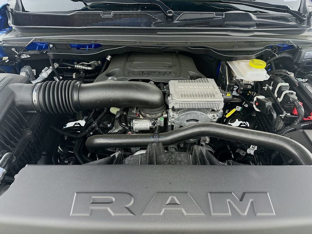 New 2026 RAM 1500 Big Horn AWD/4WD image 18
