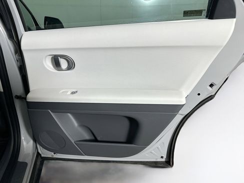 Used 2024 Hyundai Ioniq 5 SEL image 30